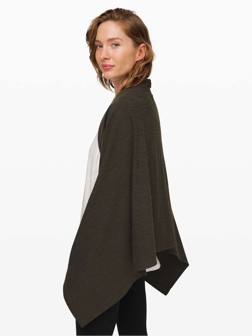 Lululemon Vinyasa Scarf *Rulu
Aqueous Ikat Jacquard Dark Olive Black One Size